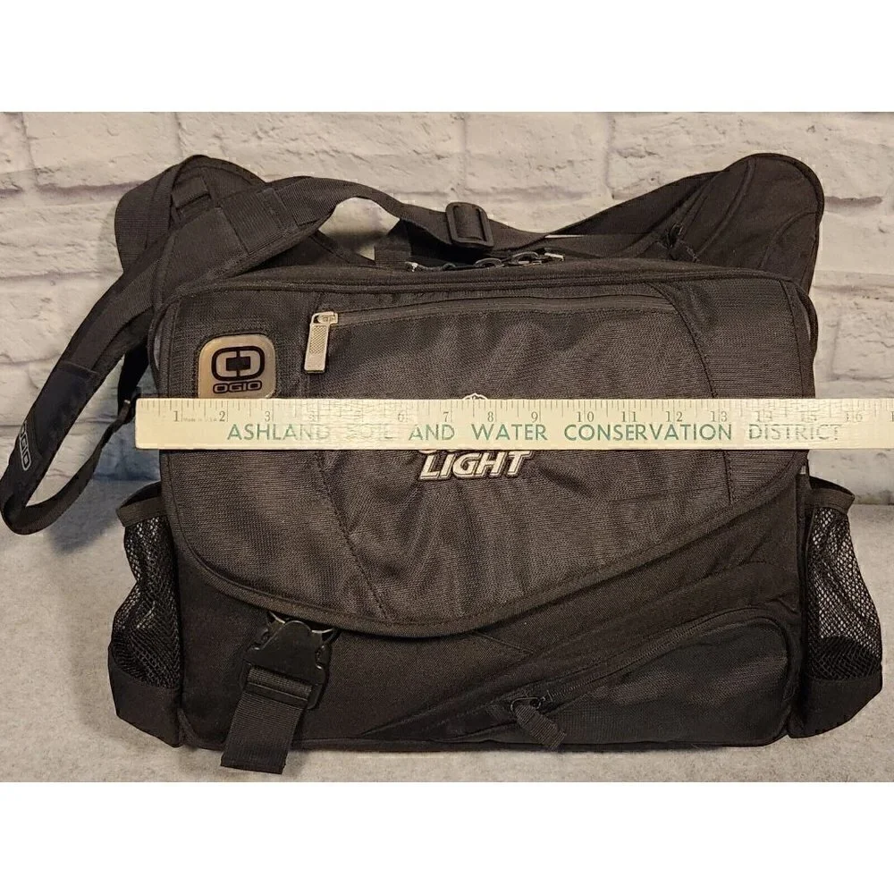 OGIO Coors Light Messenger Bag Black Padded Laptop - Picture 13 of 16